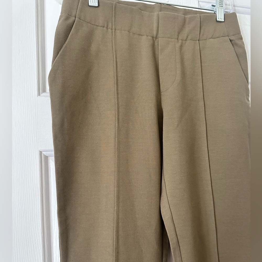 Garnet Hill Pull-on Tencel Trousers, straight leg, khaki color, size XS - Picture 5 of 5